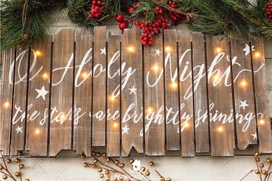 DIY Rustic Light-Up Christmas Sign