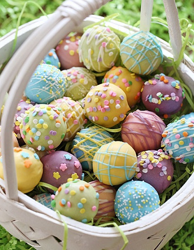 Easy Easter Desserts Recipes: Easter Egg Cake Balls