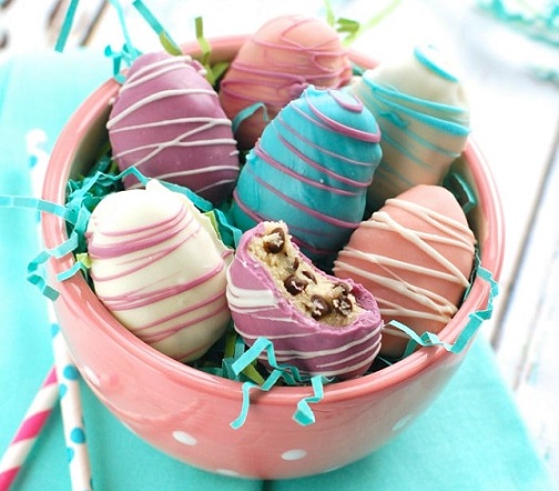 Easy Easter Desserts Recipes: Easter Egg Cookie Dough Truffles