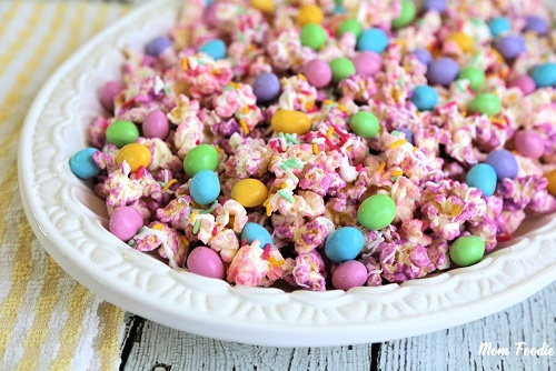 Easy Easter Desserts Recipes: Easter Popcorn