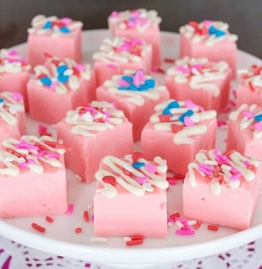 Easy Pink Lemonade Fudge