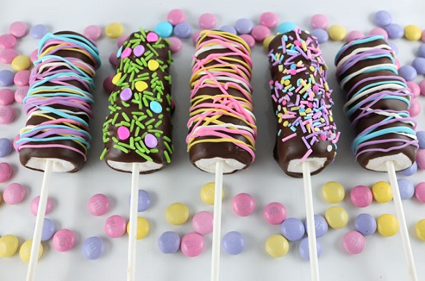 Easy Easter Desserts Recipes: Springtime Marshmallow Wands