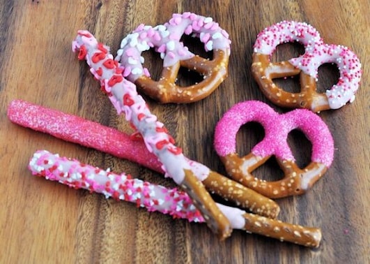 Valentines Day Pretzels