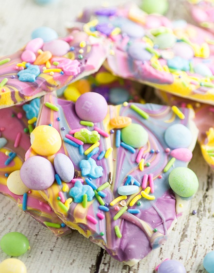 Easy Easter Desserts Recipes: White Chocolate Easter Bark