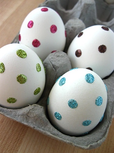 DIY Easter Egg Decorating Ideas: Sparkly Dot Easter Eggs