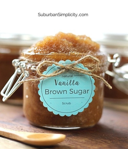 DIY Gifts: Vanilla Brown Sugar Scrub