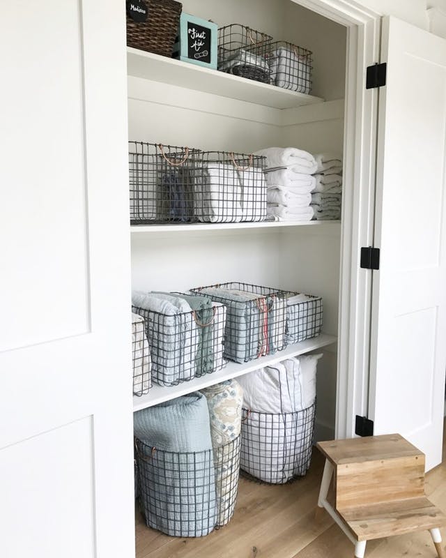 Linen Closet Organization Ideas: Wire baskets for your linen closet