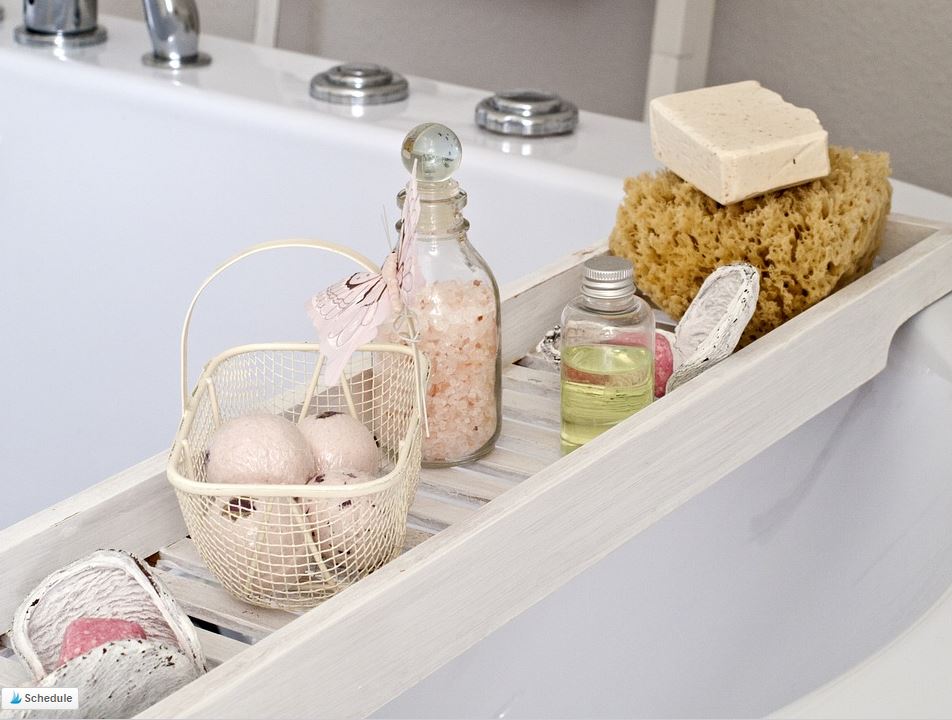 Bathroom organization & decluttering: Bath items