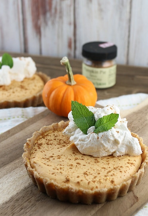 Keto Cheesecake Recipes: Keto Pumpkin Pie Cheesecake