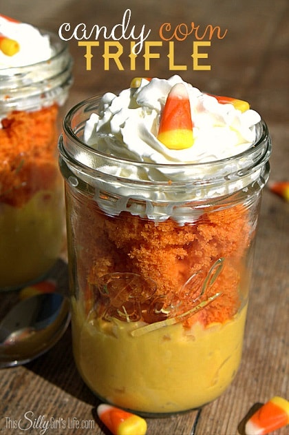 Halloween mason jar gift ideas: Candy Corn Trifle