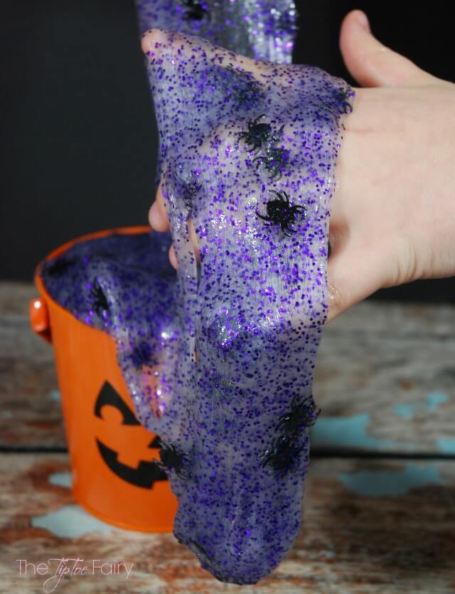 Halloween crafts for kids: Halloween Spider Slime