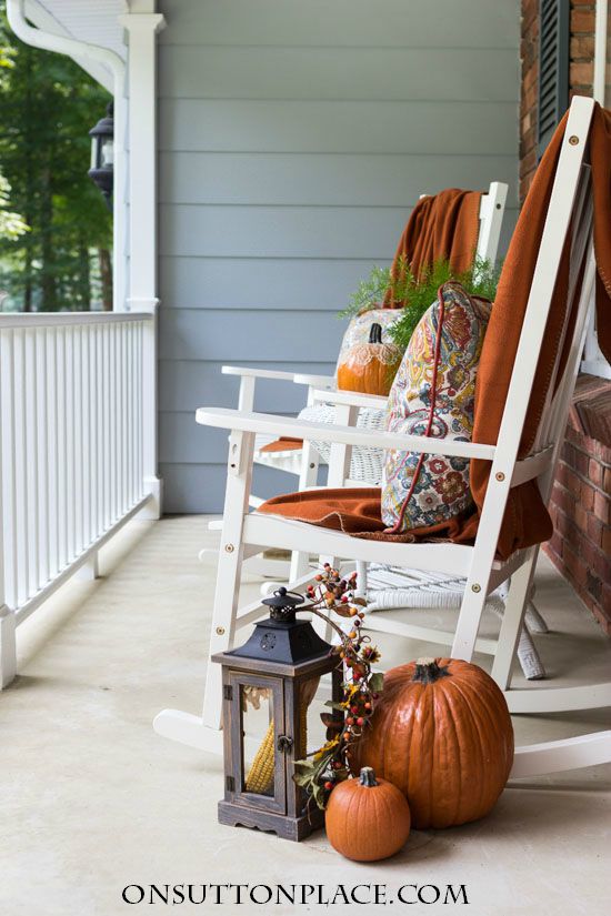 DIY Fall Porch Decorating Ideas: Pillows and Throws