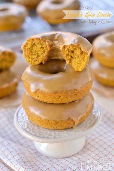 Pumpkin Spice Recipes: Baked Pumpkin Spice Donuts With Maple Glaze