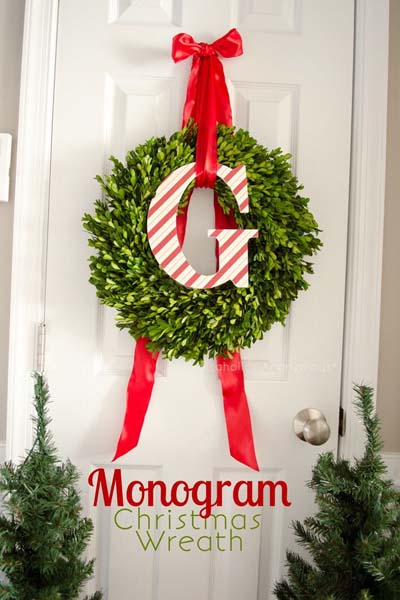 DIY Christmas Wreaths: Monogram Christmas Wreath
