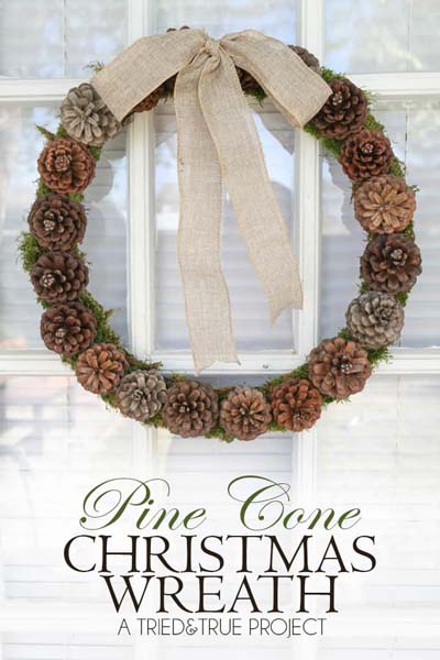 DIY Christmas Wreaths: Pine Cone Christmas Wreath