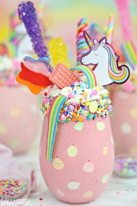 Unicorn desserts: Unicorn Milkshake