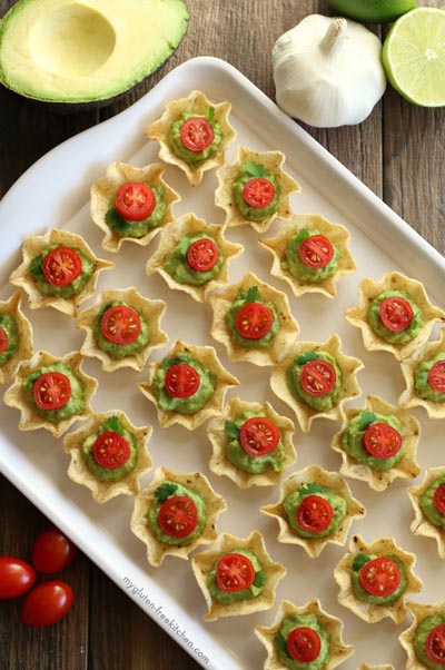 Party Snack Ideas & Party Appetizers: Chip and Guacamole Bites