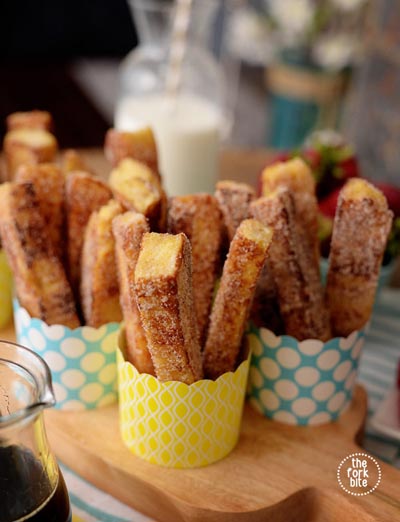 Party Snack Ideas & Party Appetizers: Easy Cinnamon French Toast Sticks