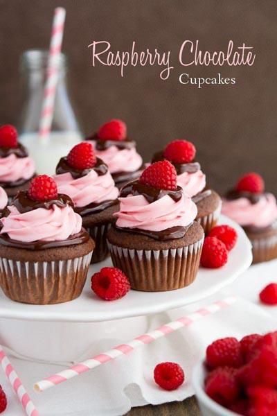 Valentines Day Cupcakes and Valentines Desserts: Raspberry Chocolate Cupcakes