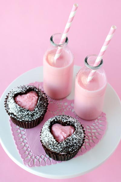 Valentines Day Cupcakes and Valentines Desserts: Sweet Heart Cupcakes