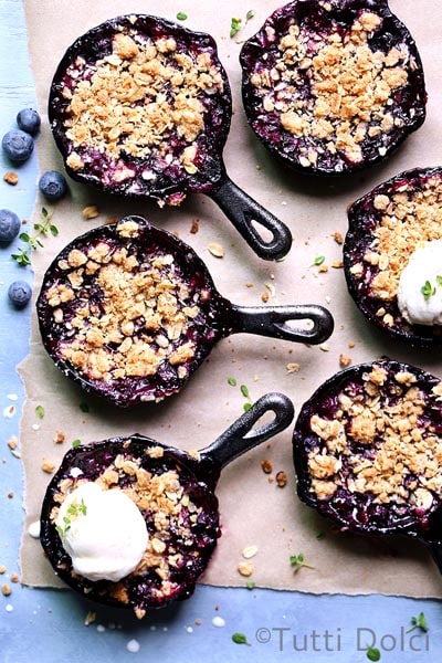 Skillet Desserts: Blueberry Skillet Crumbles