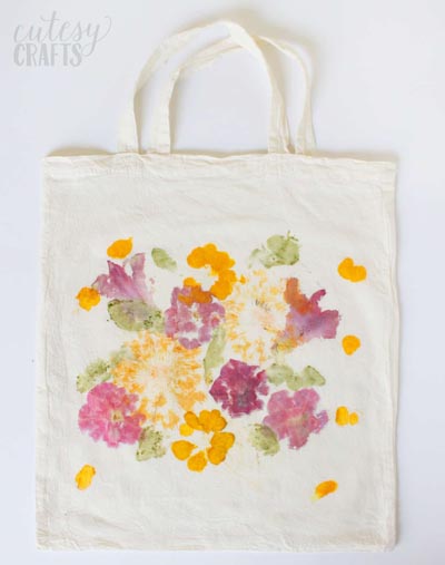 Handmade DIY Gifts For Mom: Pounded Flower Tote Bag