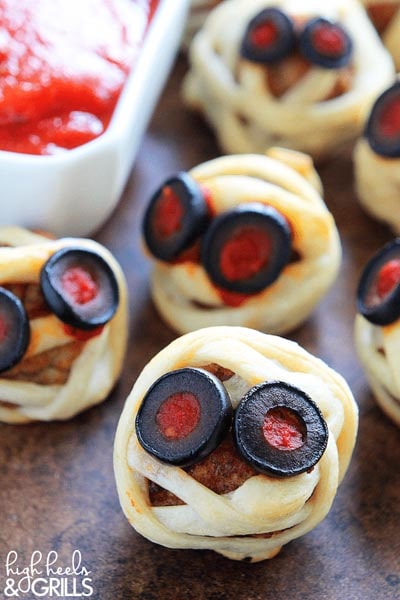 Halloween Party Appetizers: Meatball Mummies